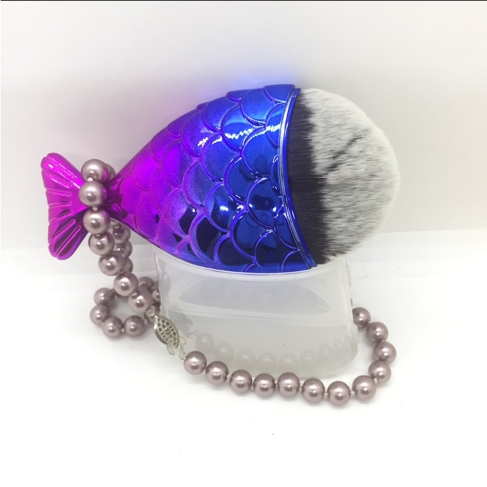 Pink & Blue Ombré Mermaid Tail Makeup Brush